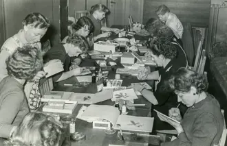 Tidslinje: Kom med på en historisk rejse fra 1924 til i dag