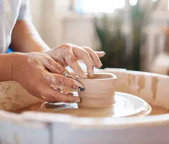 Tilmeld dig keramik i Aalborg hos AOF