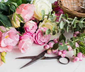 Tag på blomsterbinderkursus hos AOF